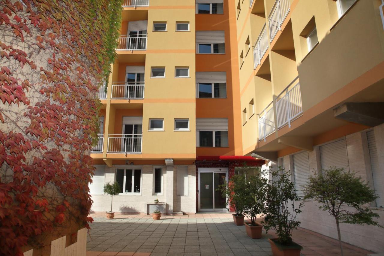 Residence Giusti 6 Milano Dış mekan fotoğraf